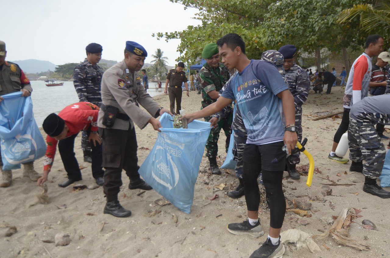 Didukung Le Minerale Dan Tni The Rising Tide Tiba Di Ujung Sumatera