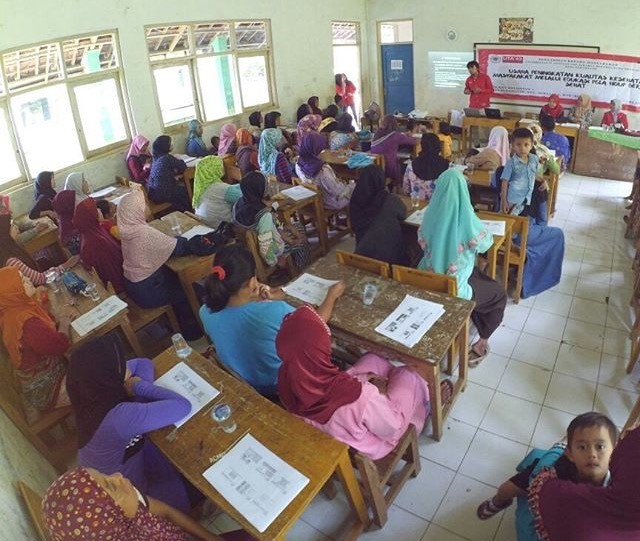 UTA'45 Sosialisasikan Pola Hidup Sehat di Sukamulih 