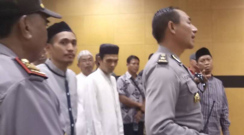Ustad Abdul Somad Ditolak Ceramah Di Pulau Bali Independensi