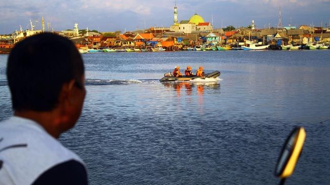 Km Lestari Maju Tenggelam Empat Orang Dilaporkan Meninggal