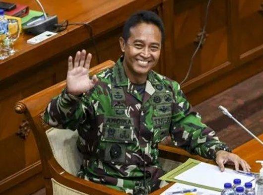 Pengamat Minta Jokowi Tegur Nasdem soal Tarik Andika ke Politik Praktis  Pengamat Ingatkan Nasdem Tak Tarik Andika untuk Berpolitik Praktis