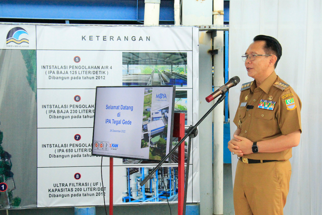 Pj Bupati Bekasi P K Nakes Tekankan Nilai Integritas Pelayanan Dan Profesionalisme Independensi