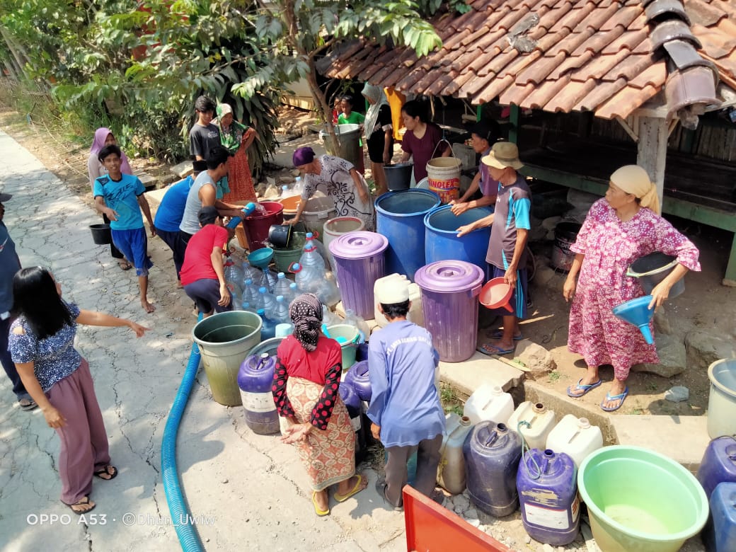 Perumda Tirta Bhagasasi Salurkan Air Bersih: Dampak Kekeringan Di ...