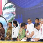 Menteri PUPR Basuki Bersama Menkeu Sri Mulyani Saksikan Serah Terima BMN Kementerian PUPR Tahun 2024