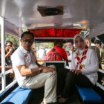 Ridwan Kamil dan Istri Blusukan di Kepulauan Seribu: Beli Gorengan hingga Sapa Warga Pulau