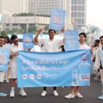 Botol Bekas Jadi Kemeja dan Sepatu Keren: Le Minerale Gandeng Brand Lokal Wujudkan Fashion Ramah Lin...