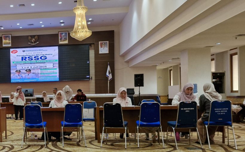 Dinas Pendidikan Kota Depok membuka pendaftaran siswa baru program RSSG di Gedung Dibaleka, Depok, 1-5 Juli 2025.