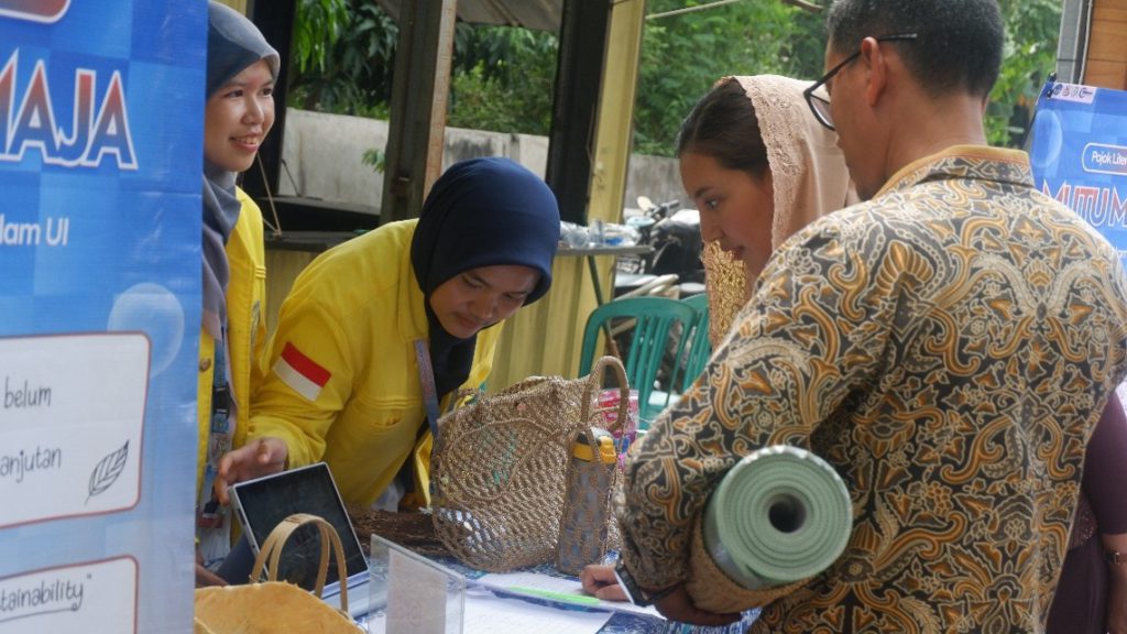 Kunjungan Wakil Menteri Perdagangan ke booth Pojok Mutu Maja pada Acara Expo Maja