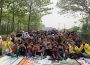 Foto bersama Pojok Tunas Maja dan Anak Sekolah Dasar Desa Tegalmaja